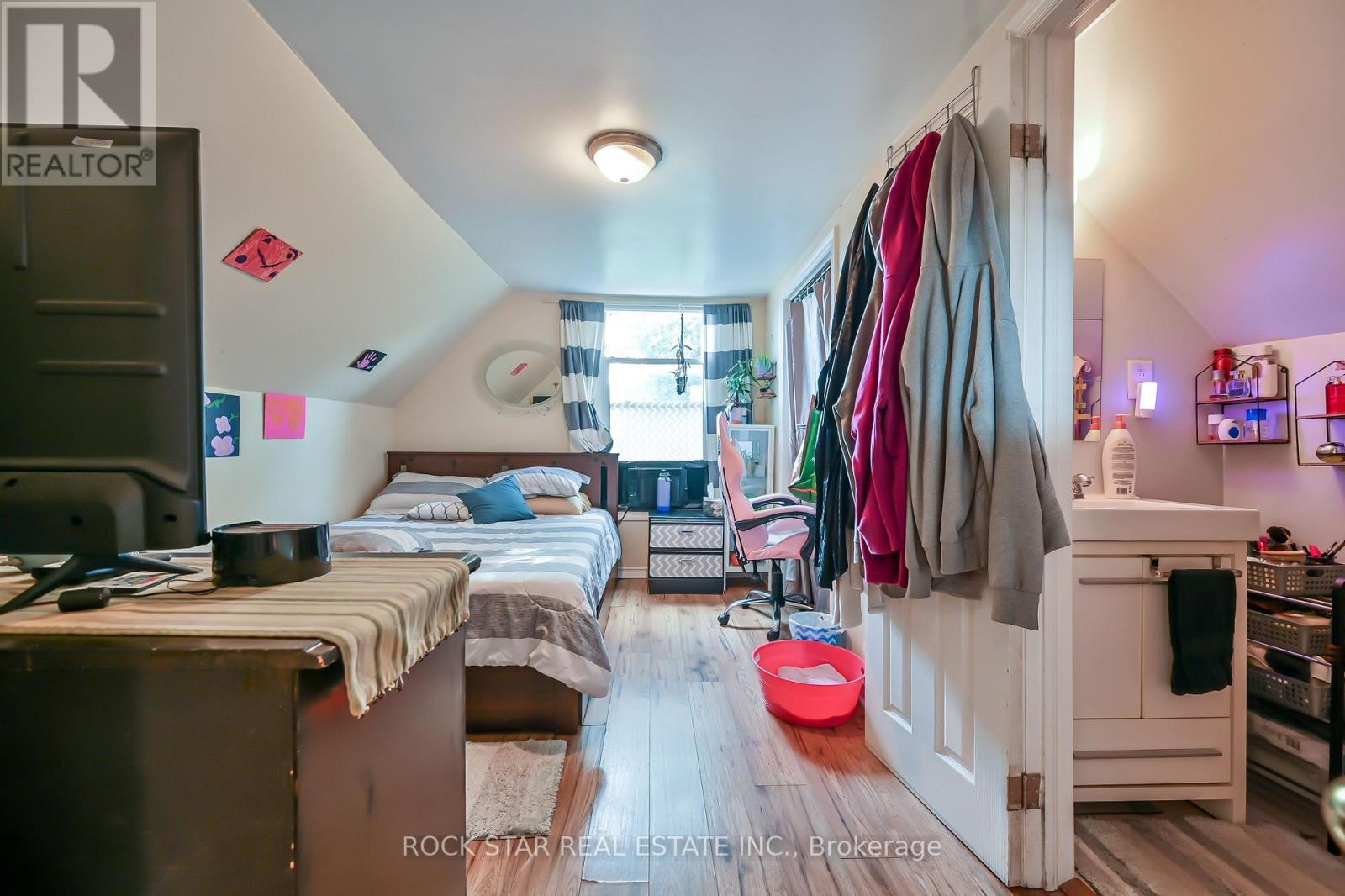 139 Balsam Avenue S, Hamilton, Ontario  L8M 3B6 - Photo 18 - X12517074