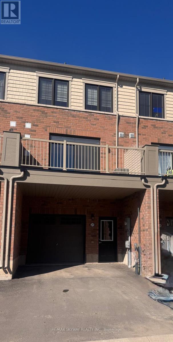 21 Melody Lane, Thorold, Ontario  L0S 1K0 - Photo 3 - X12517116