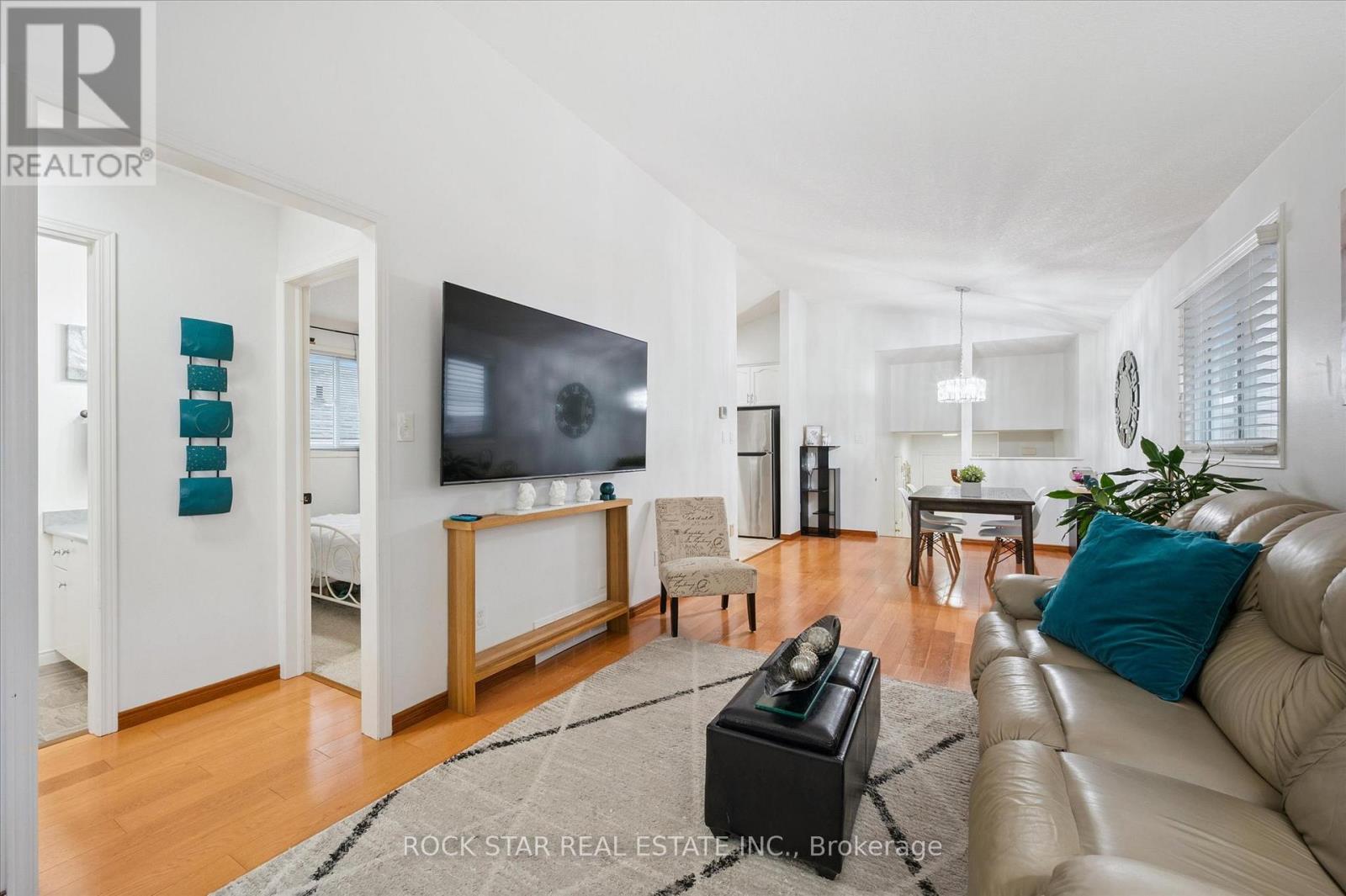 267 Grey Fox Drive, Kitchener, Ontario  N2E 3N8 - Photo 9 - X12517212