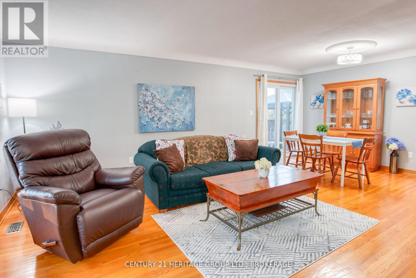 675 Carnaby Street, Kingston, Ontario  K7M 5M8 - Photo 2 - X12517536