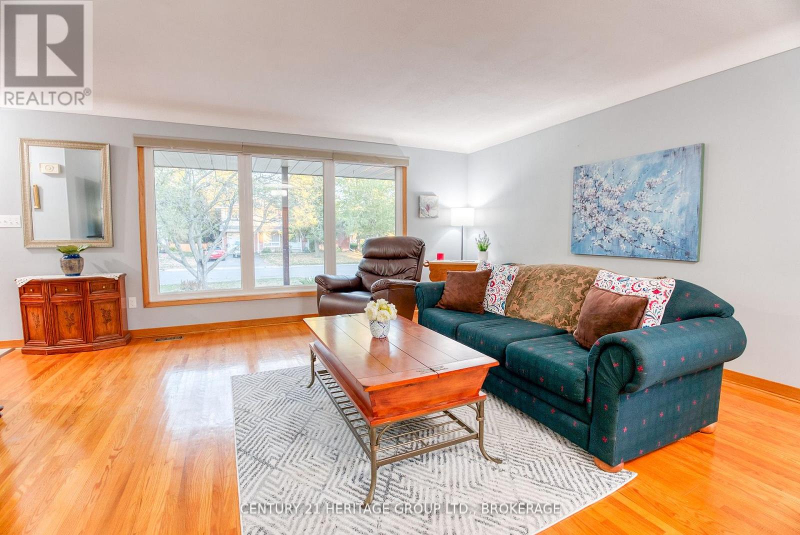 675 Carnaby Street, Kingston, Ontario  K7M 5M8 - Photo 3 - X12517536