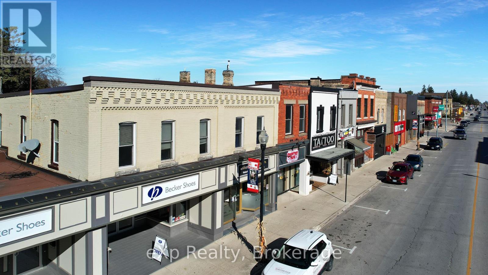 314 10th Street, Hanover, Ontario N4N 1P3 - Photo 5 - X12517524