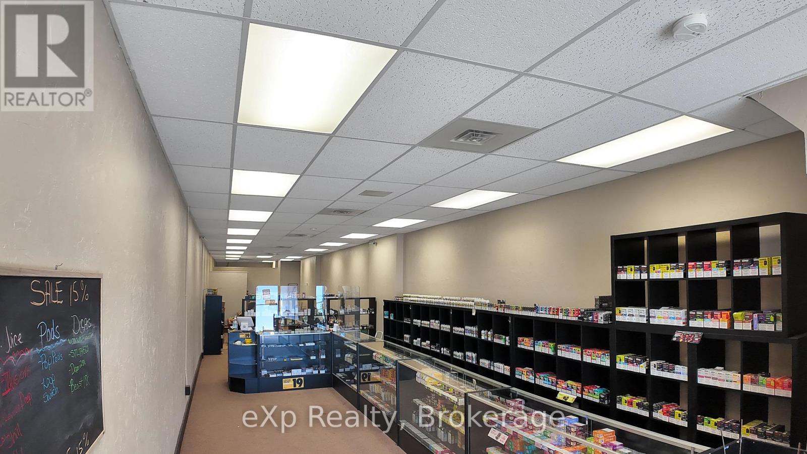 314 10th Street, Hanover, Ontario N4N 1P3 - Photo 7 - X12517524