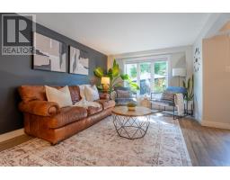 87 BOULDER CRESCENT, Guelph, Ontario