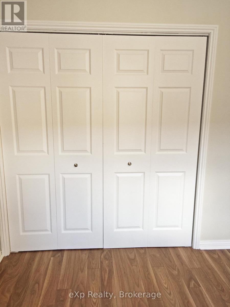 322 10th Street, Hanover, Ontario N4N 1P3 - Photo 27 - X12517598