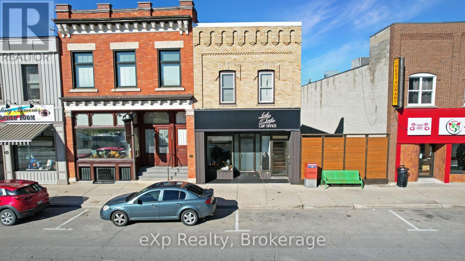 322 10th Street, Hanover, Ontario N4N 1P3 - Photo 3 - X12517598