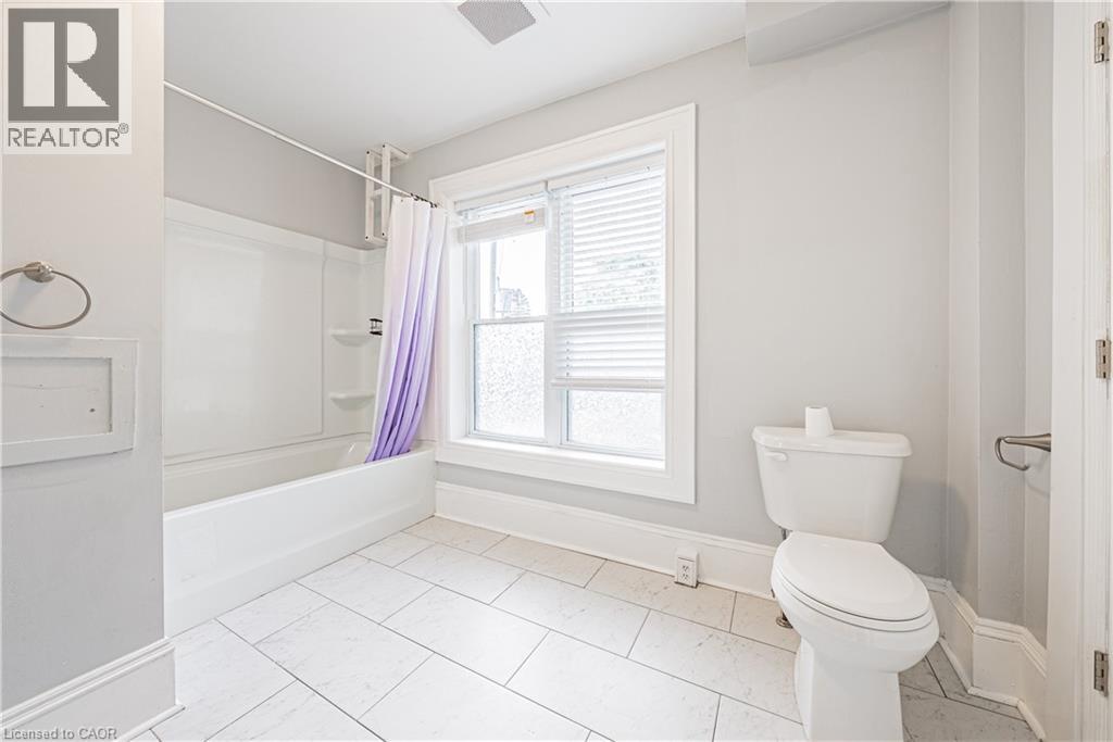 189 Prospect Street S Unit# Upper, Hamilton, Ontario L8M 2Z6 - Photo 14 - 40771194