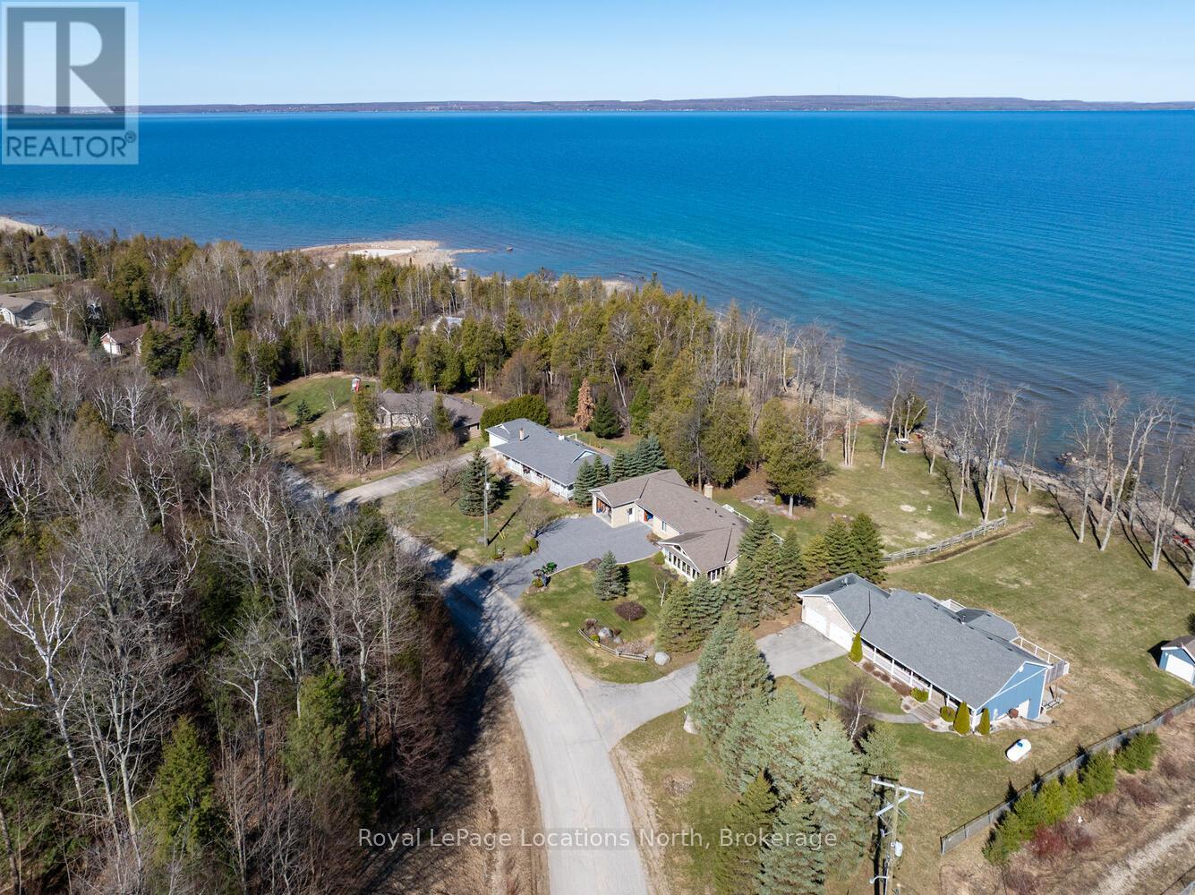 168 Queen's Bush Drive, Meaford, Ontario  N0H 1B0 - Photo 2 - X12517634