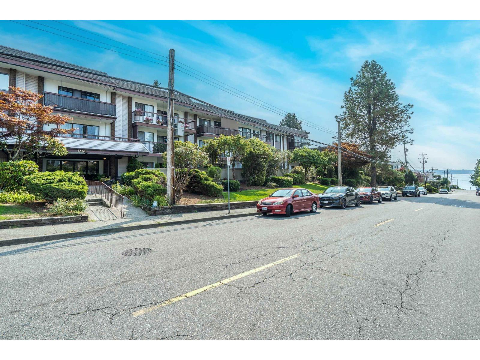 303 1360 Martin Street, White Rock, British Columbia  V4B 3W5 - Photo 18 - R3065150