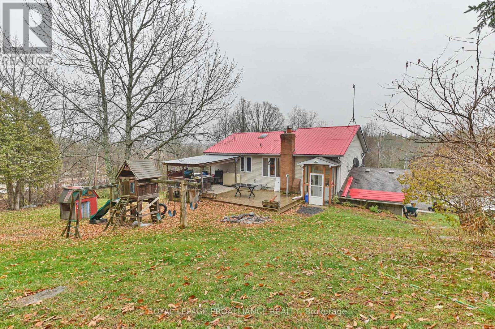 1403a Crookston Road, Tweed, Ontario K0K 3J0 - Photo 37 - X12517508