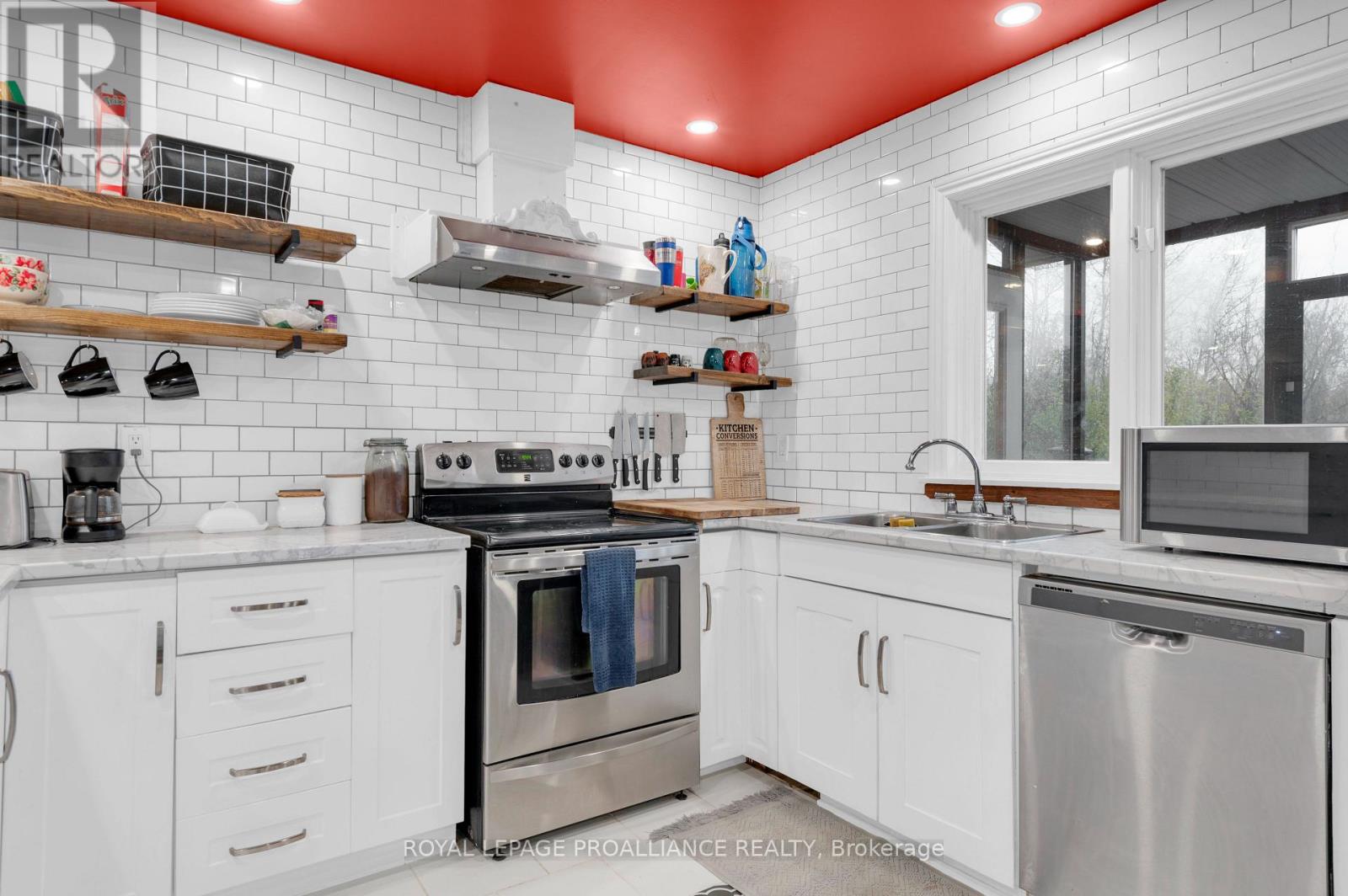 1403a Crookston Road, Tweed, Ontario K0K 3J0 - Photo 4 - X12517508