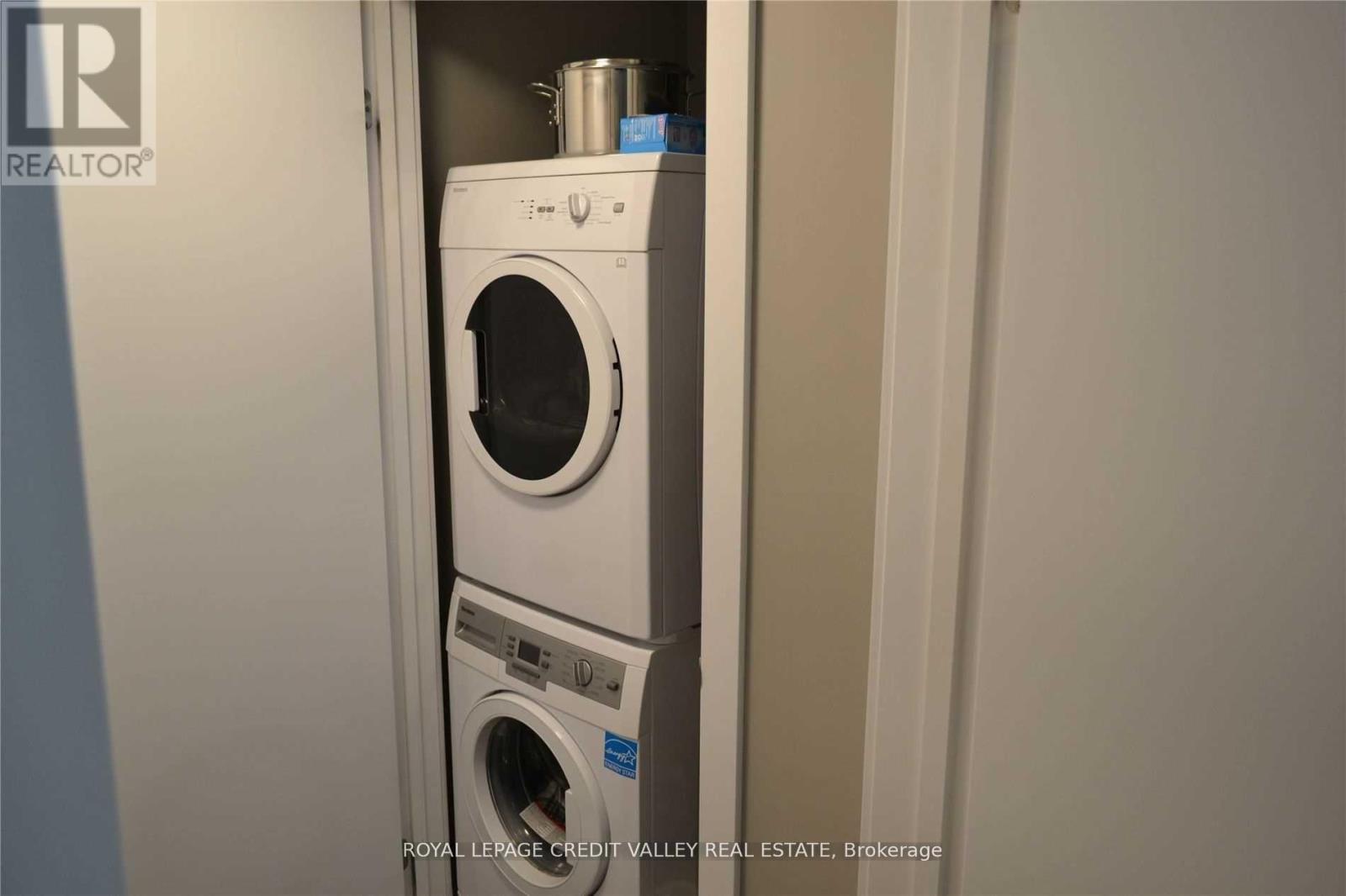 320 - 457 Plains Road E, Burlington, Ontario L7T 2E2 - Photo 30 - W12511918