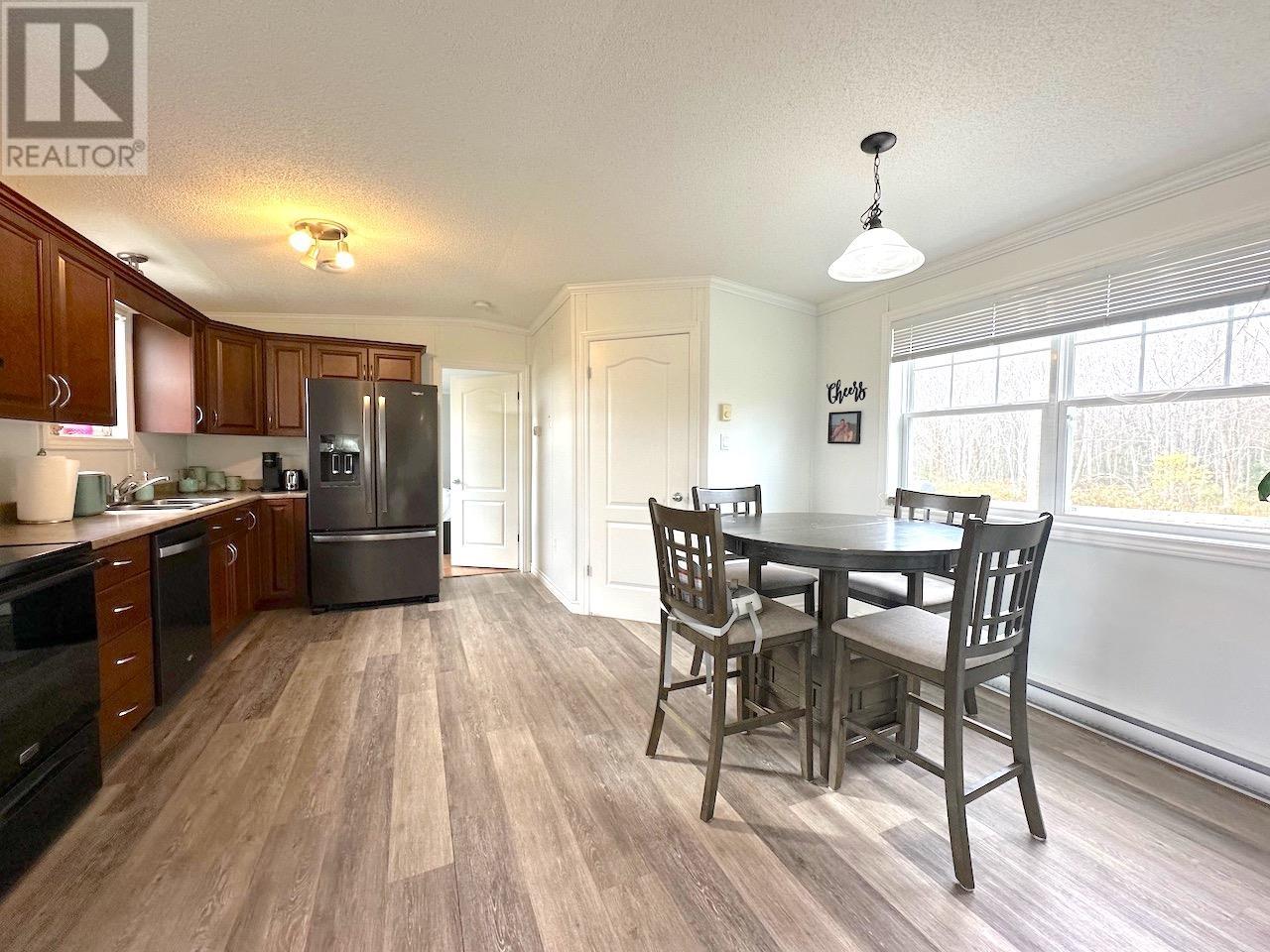 126 St Catherines Road, Chepstow, Prince Edward Island  C0A 2B0 - Photo 9 - 202527424