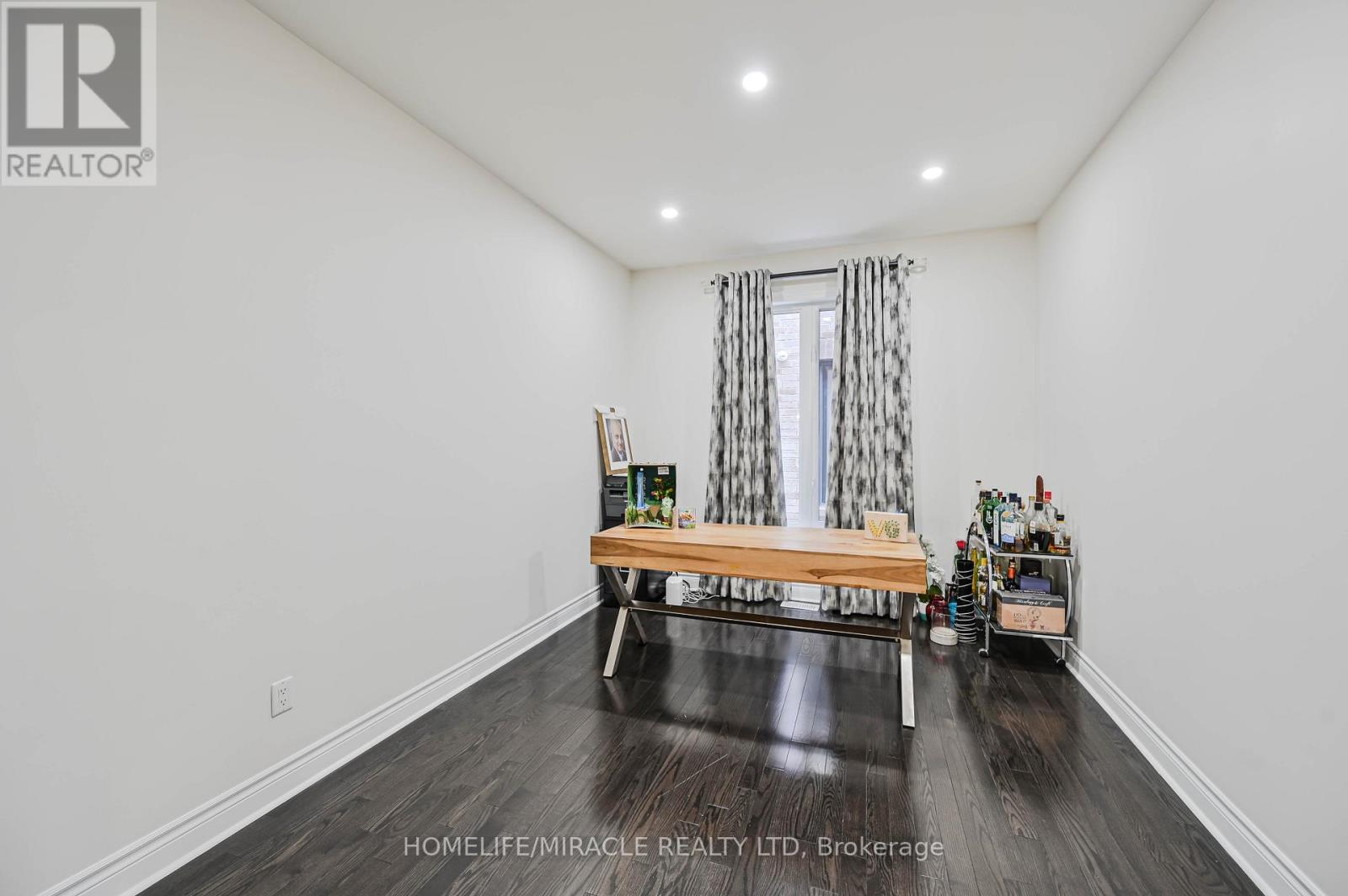 249 Elbern Markell Drive, Brampton, Ontario  L6X 0B1 - Photo 14 - W12517292