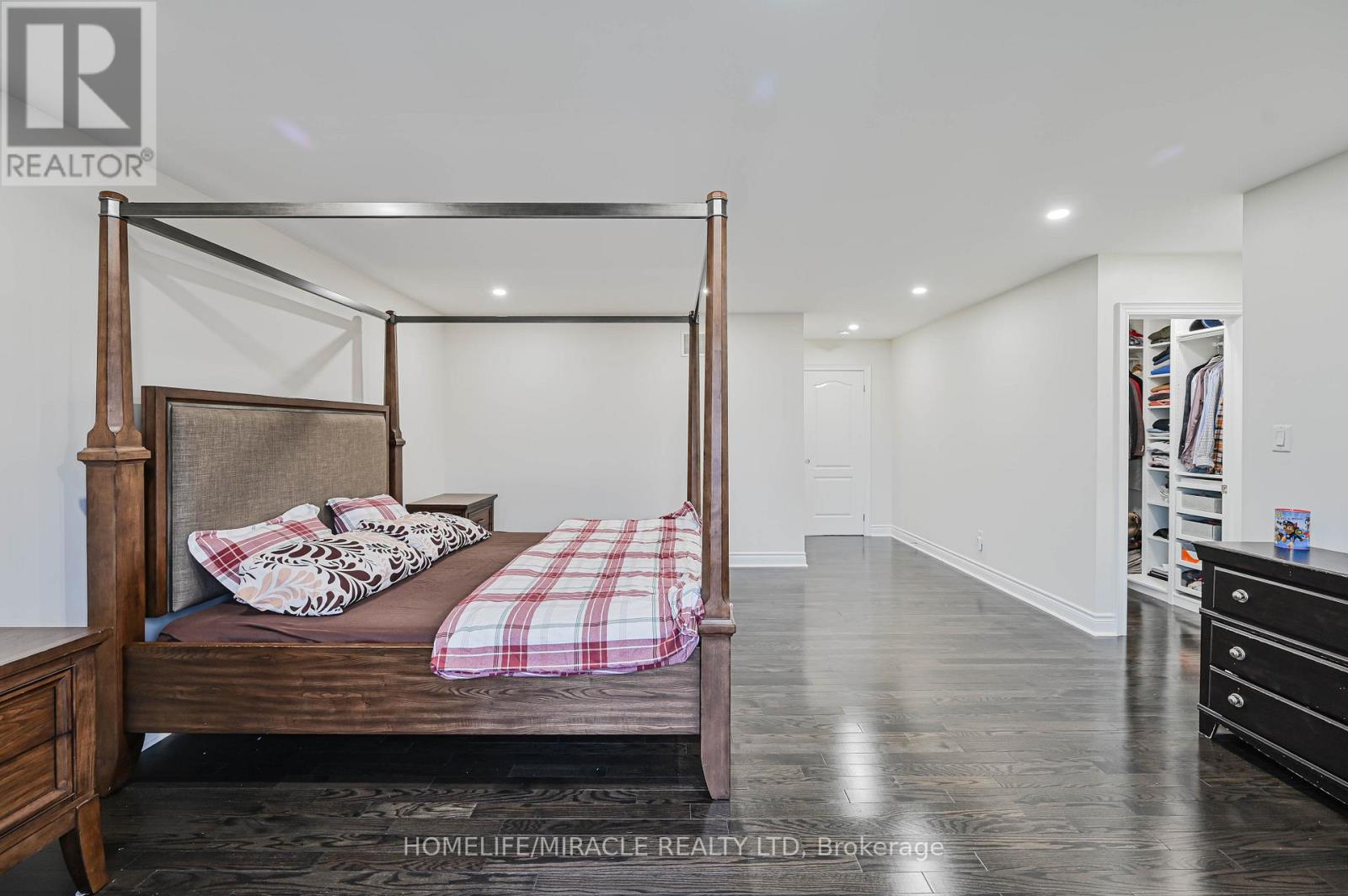 249 Elbern Markell Drive, Brampton, Ontario  L6X 0B1 - Photo 30 - W12517292