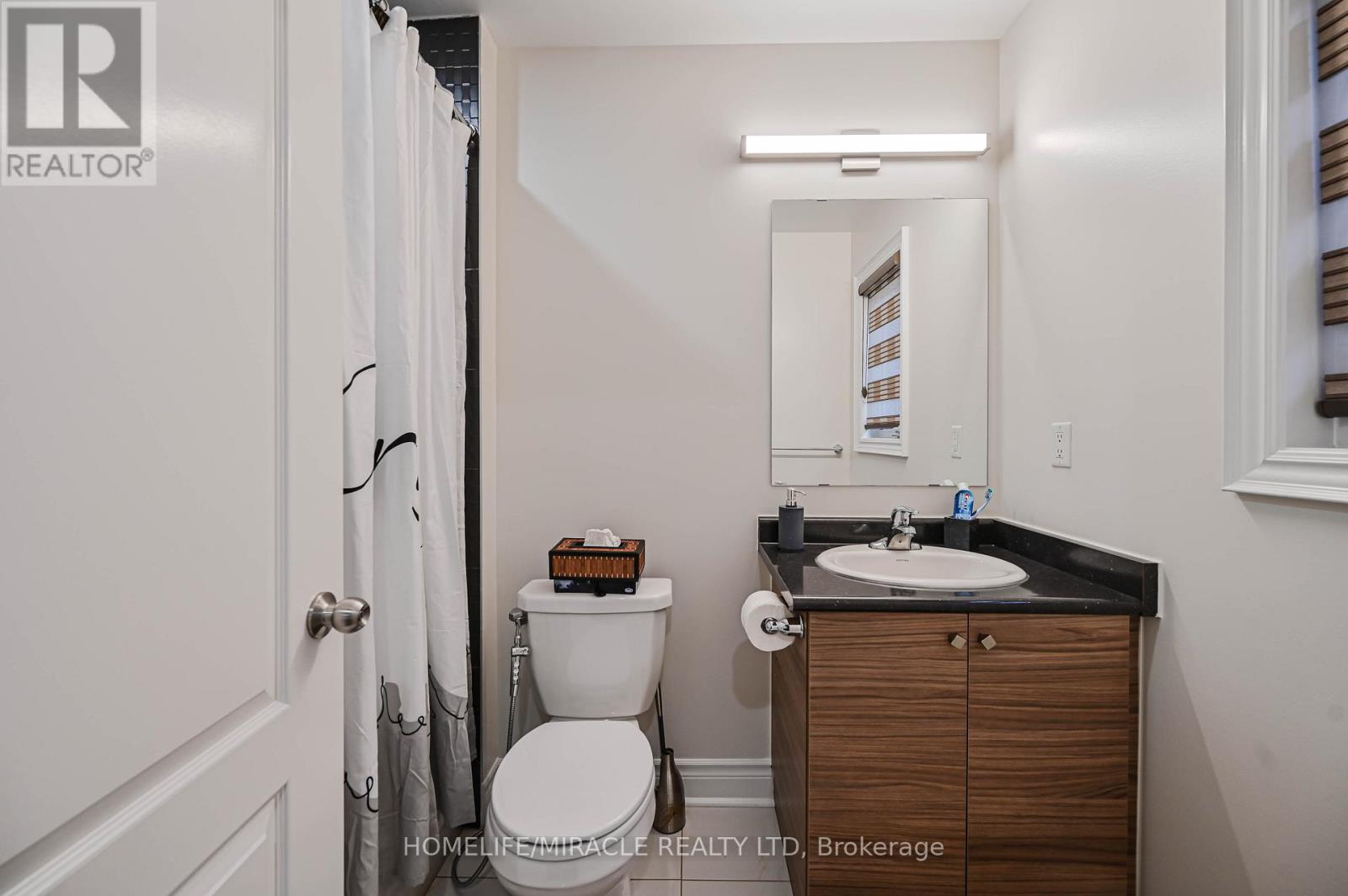 249 Elbern Markell Drive, Brampton, Ontario  L6X 0B1 - Photo 34 - W12517292