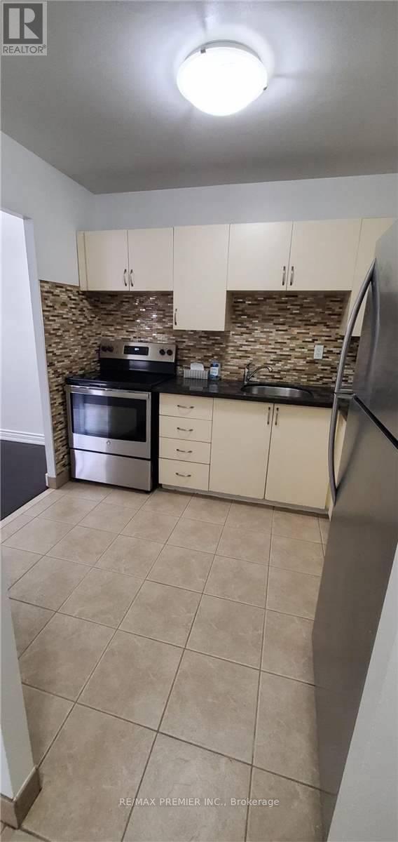 905 - 380 Dixon Road, Toronto, Ontario  M9R 1T3 - Photo 11 - W12517320