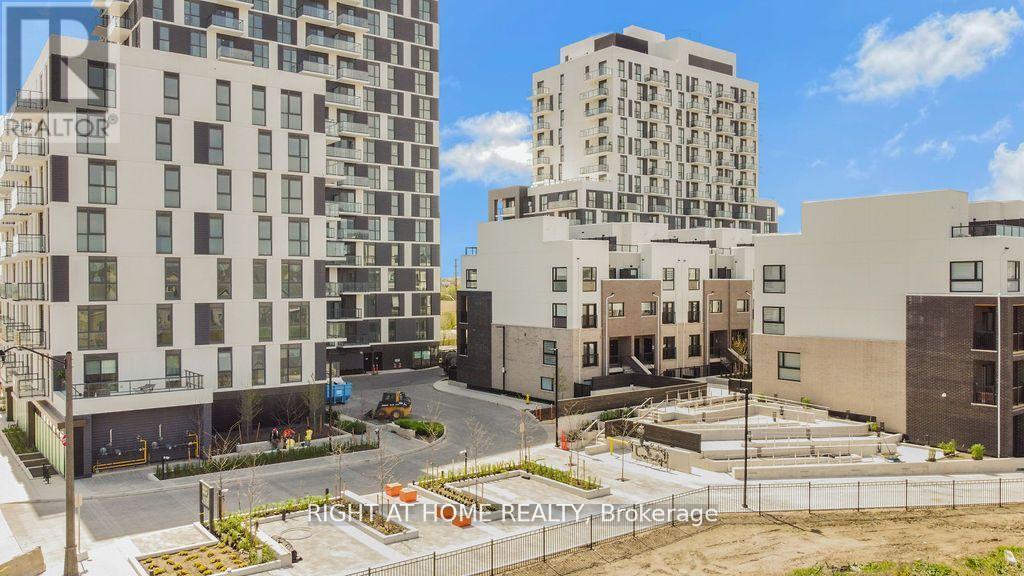 2008 - 335 WHEAT BOOM DRIVE, Oakville, Ontario