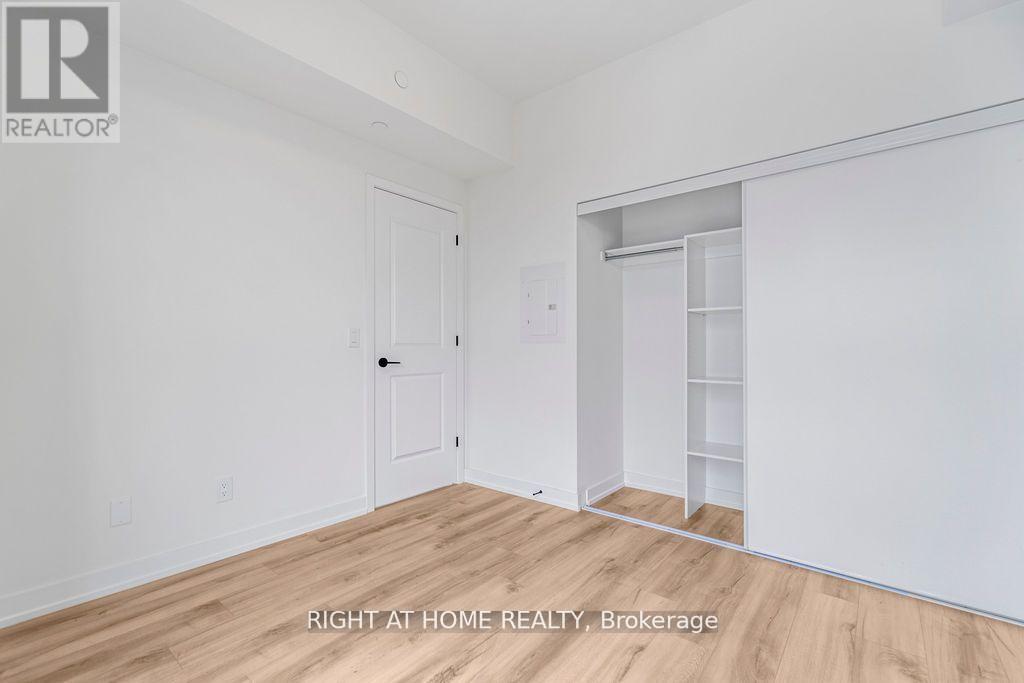 2008 - 335 Wheat Boom Drive, Oakville, Ontario  L6H 7C2 - Photo 11 - W12517328