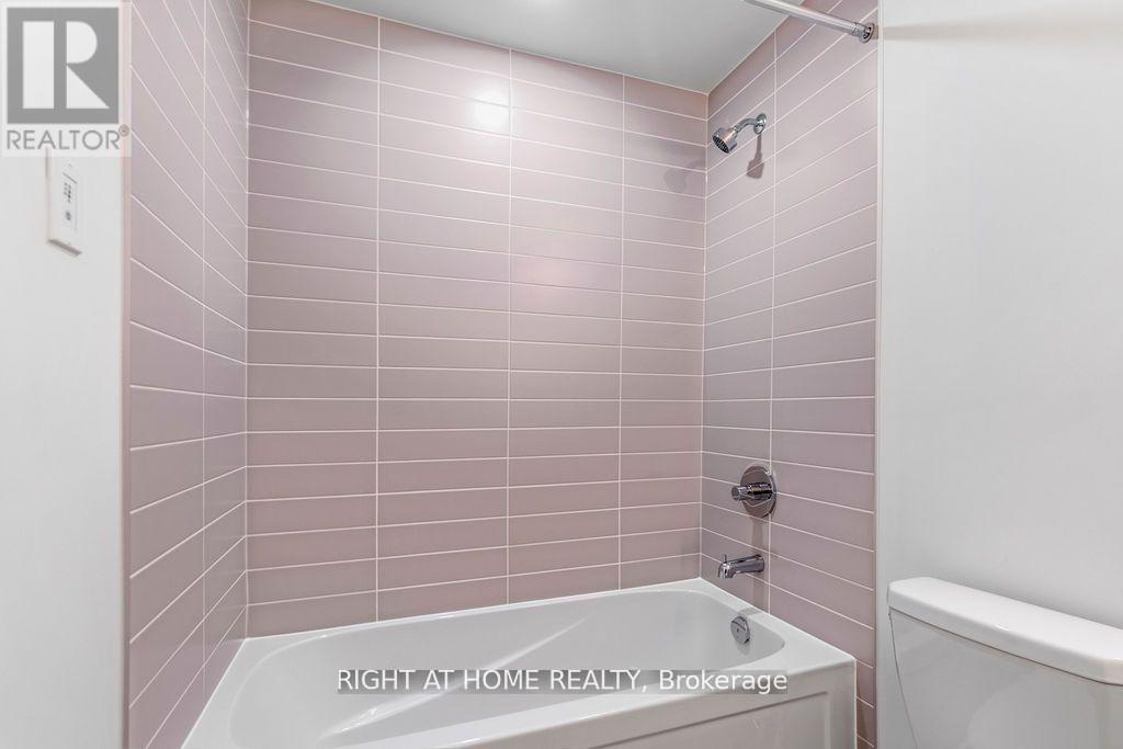 2008 - 335 Wheat Boom Drive, Oakville, Ontario  L6H 7C2 - Photo 13 - W12517328