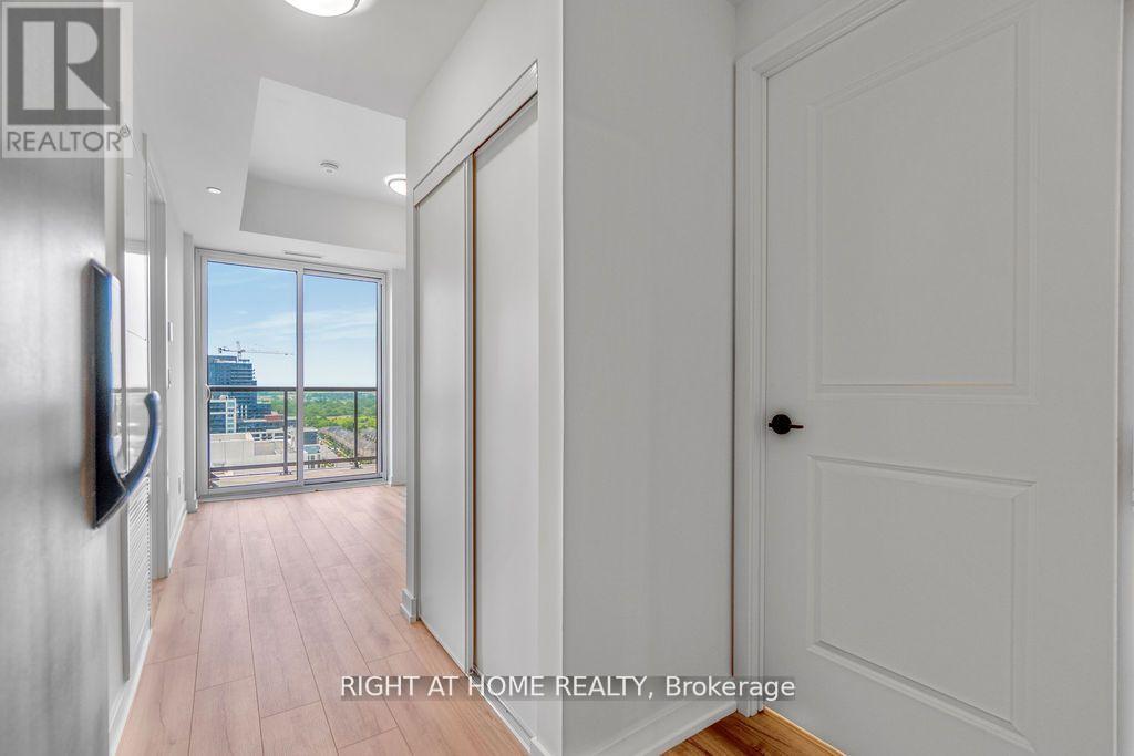 2008 - 335 Wheat Boom Drive, Oakville, Ontario  L6H 7C2 - Photo 2 - W12517328