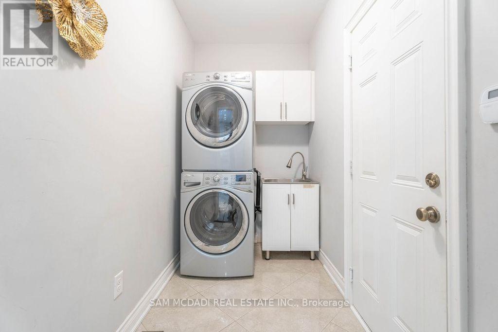 3153 Goretti Place, Mississauga, Ontario  L5M 0V8 - Photo 15 - W12517340