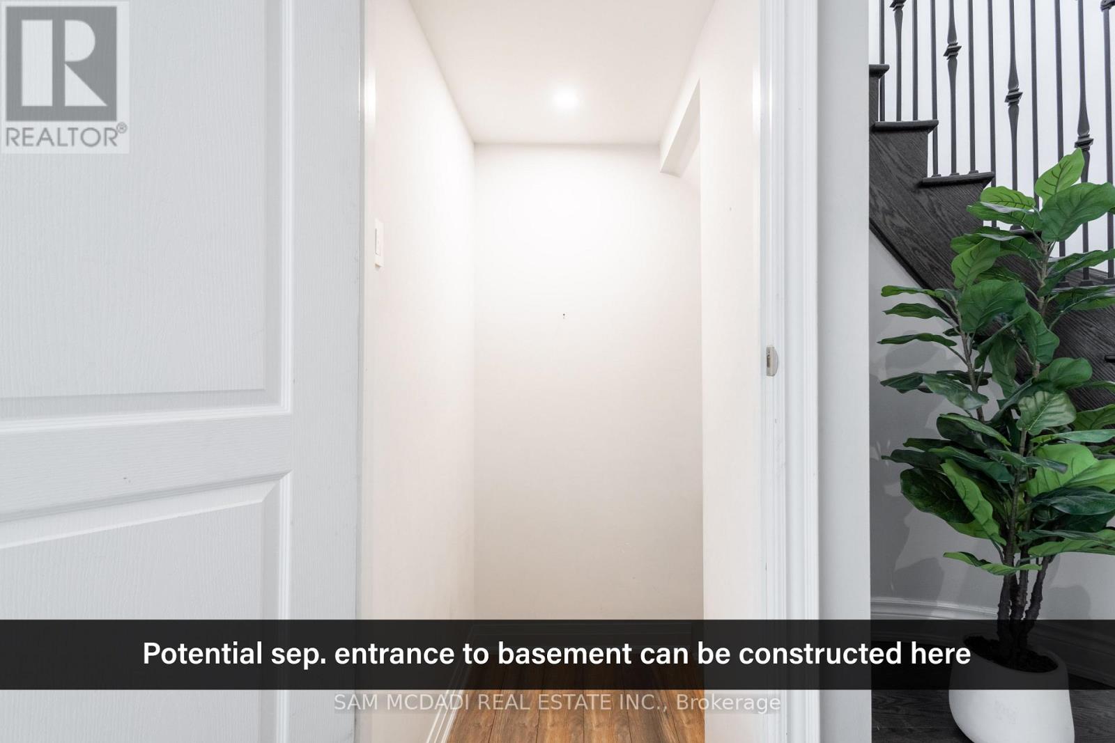 3153 Goretti Place, Mississauga, Ontario  L5M 0V8 - Photo 38 - W12517340