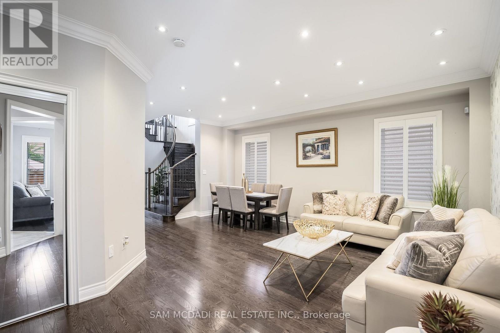 3153 Goretti Place, Mississauga, Ontario  L5M 0V8 - Photo 6 - W12517340