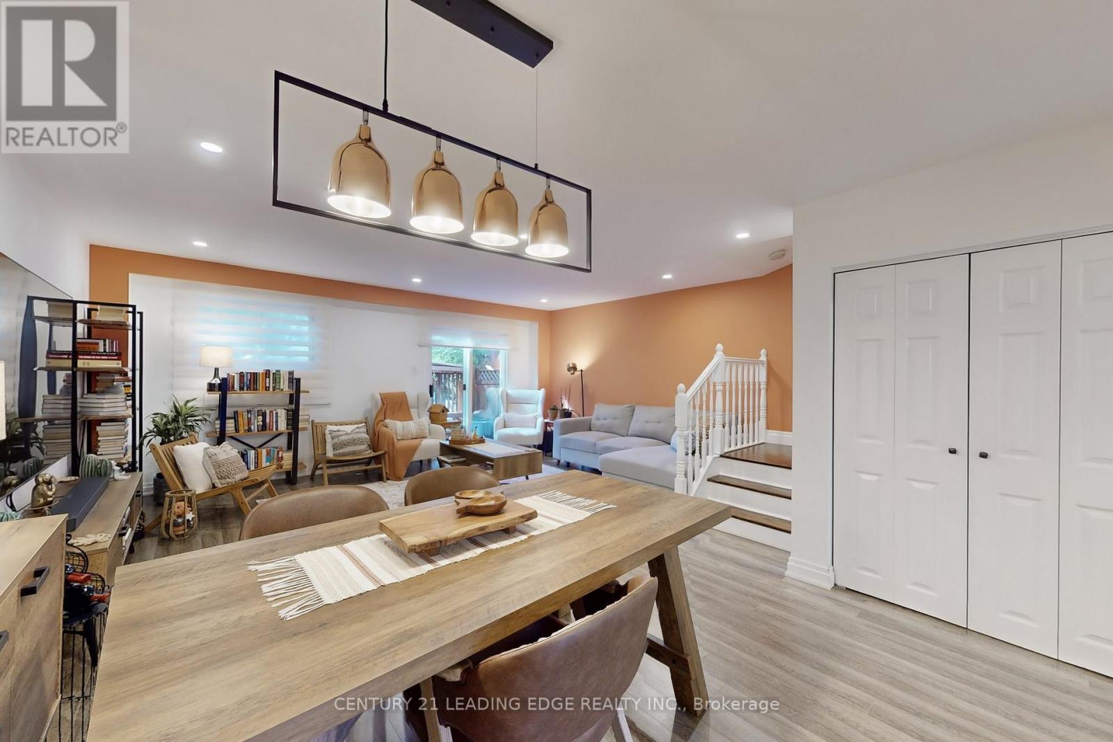 589 Francis Road E, Burlington, Ontario  L7T 3X6 - Photo 12 - W12517358