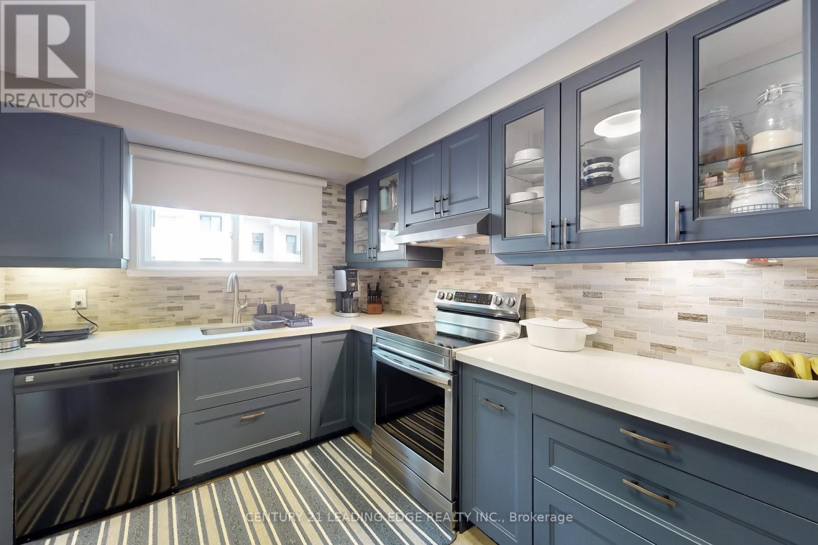 589 Francis Road E, Burlington, Ontario  L7T 3X6 - Photo 18 - W12517358