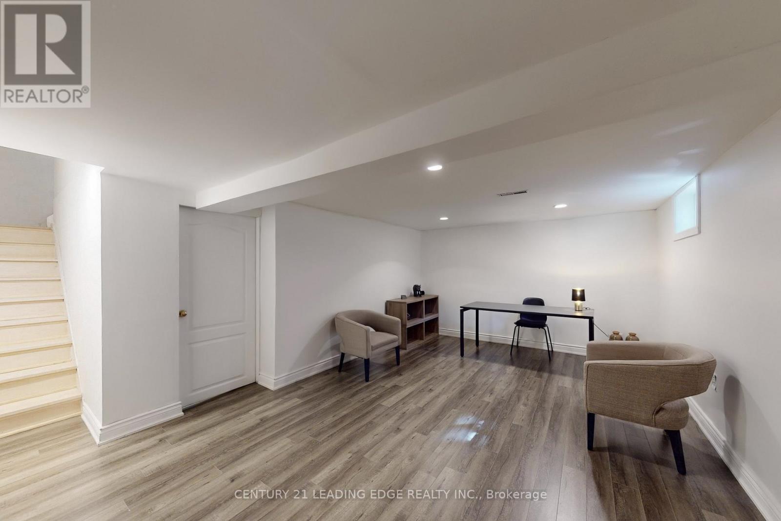 589 Francis Road E, Burlington, Ontario  L7T 3X6 - Photo 37 - W12517358