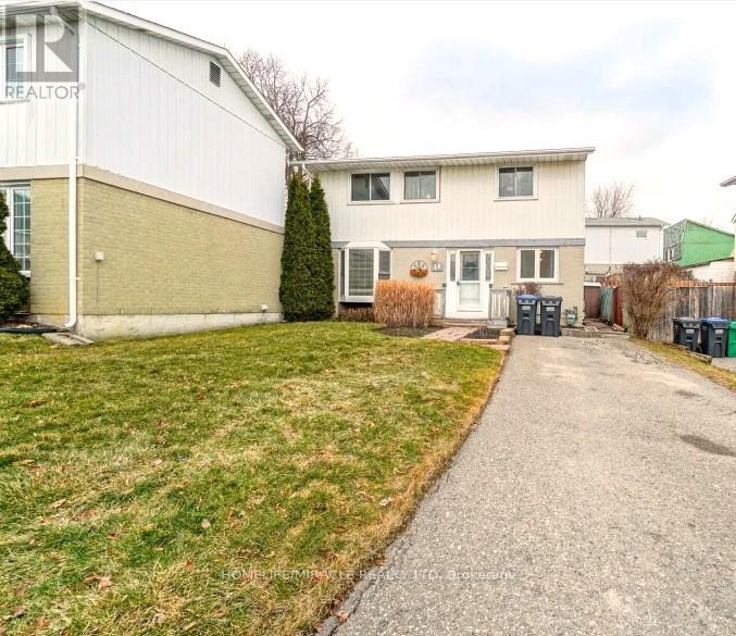 11 HECTOR COURT, Brampton, Ontario