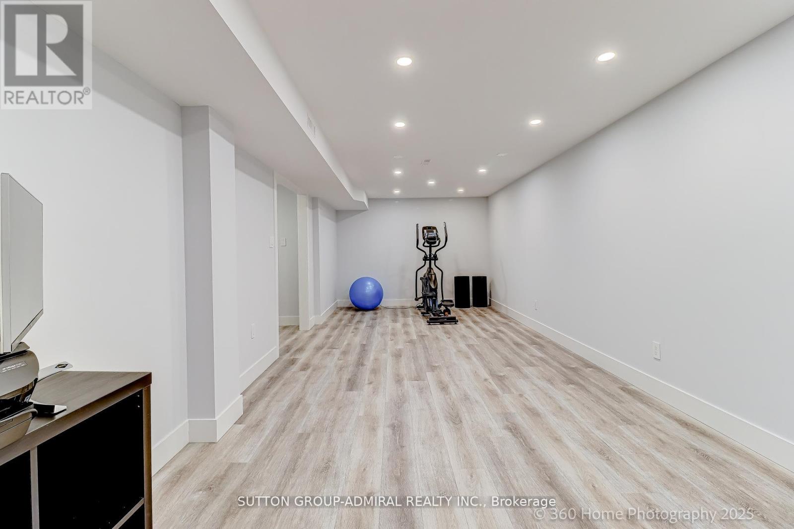 709 Greycedar Crescent, Mississauga, Ontario  L4W 3J4 - Photo 22 - W12517460