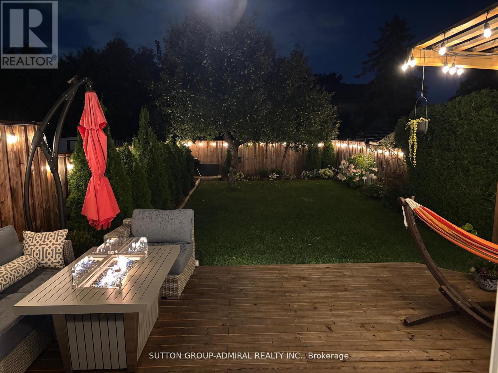 709 Greycedar Crescent, Mississauga, Ontario  L4W 3J4 - Photo 30 - W12517460