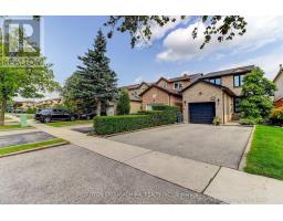 709 GREYCEDAR CRESCENT, Mississauga, Ontario