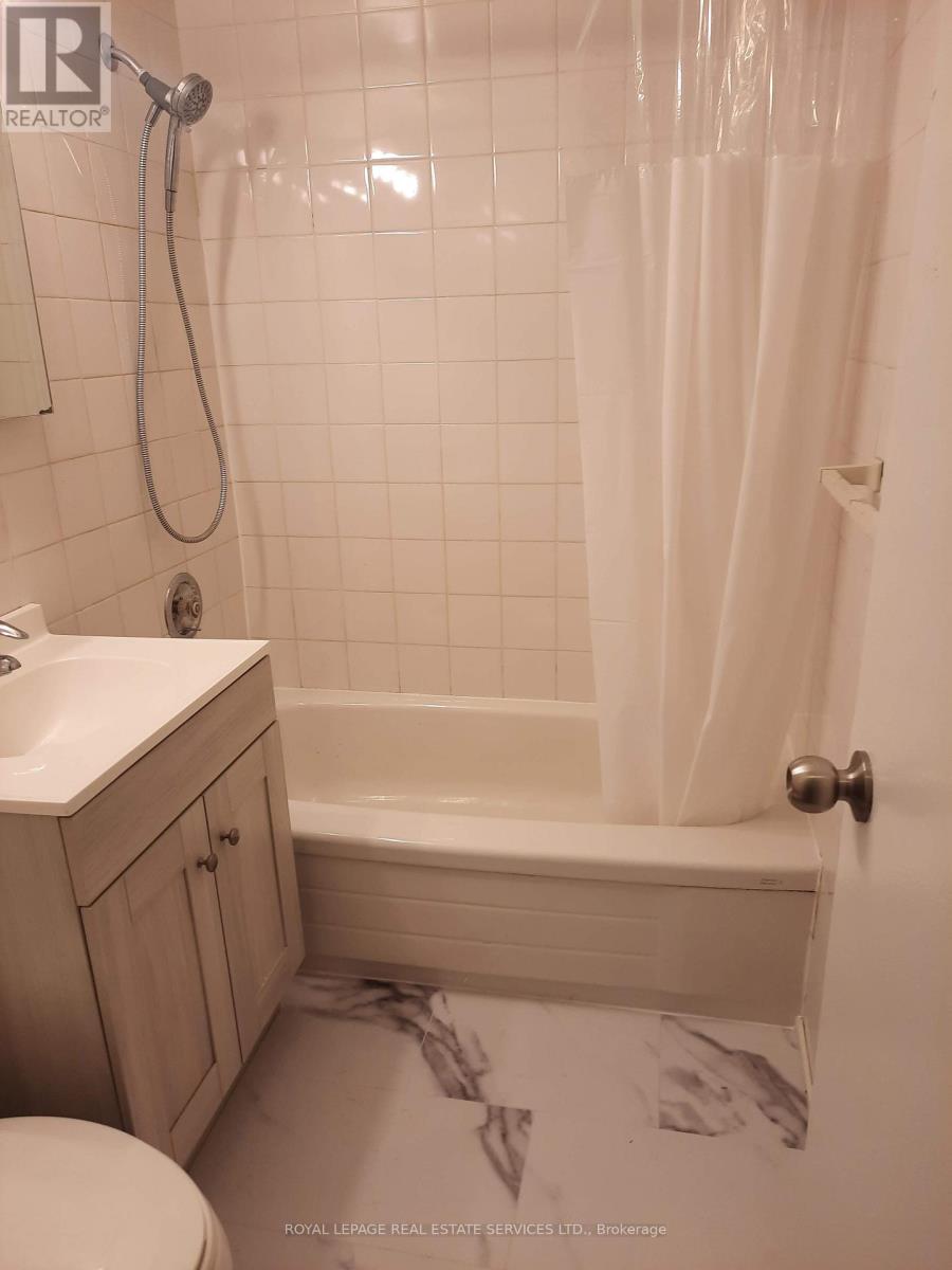 215 - 100 Coe Hill Drive, Toronto, Ontario  M6S 3E1 - Photo 7 - W12517474