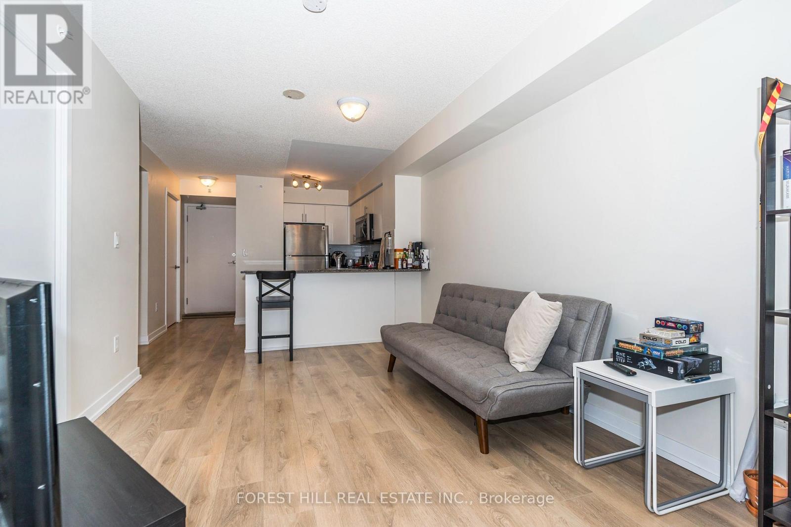 1106 - 1420 Dupont Street, Toronto, Ontario  M6H 4J8 - Photo 3 - W12517490