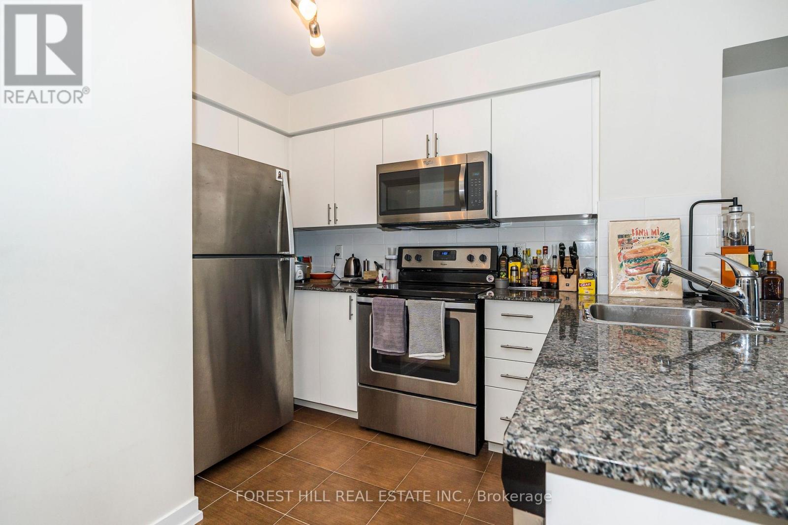 1106 - 1420 Dupont Street, Toronto, Ontario  M6H 4J8 - Photo 6 - W12517490