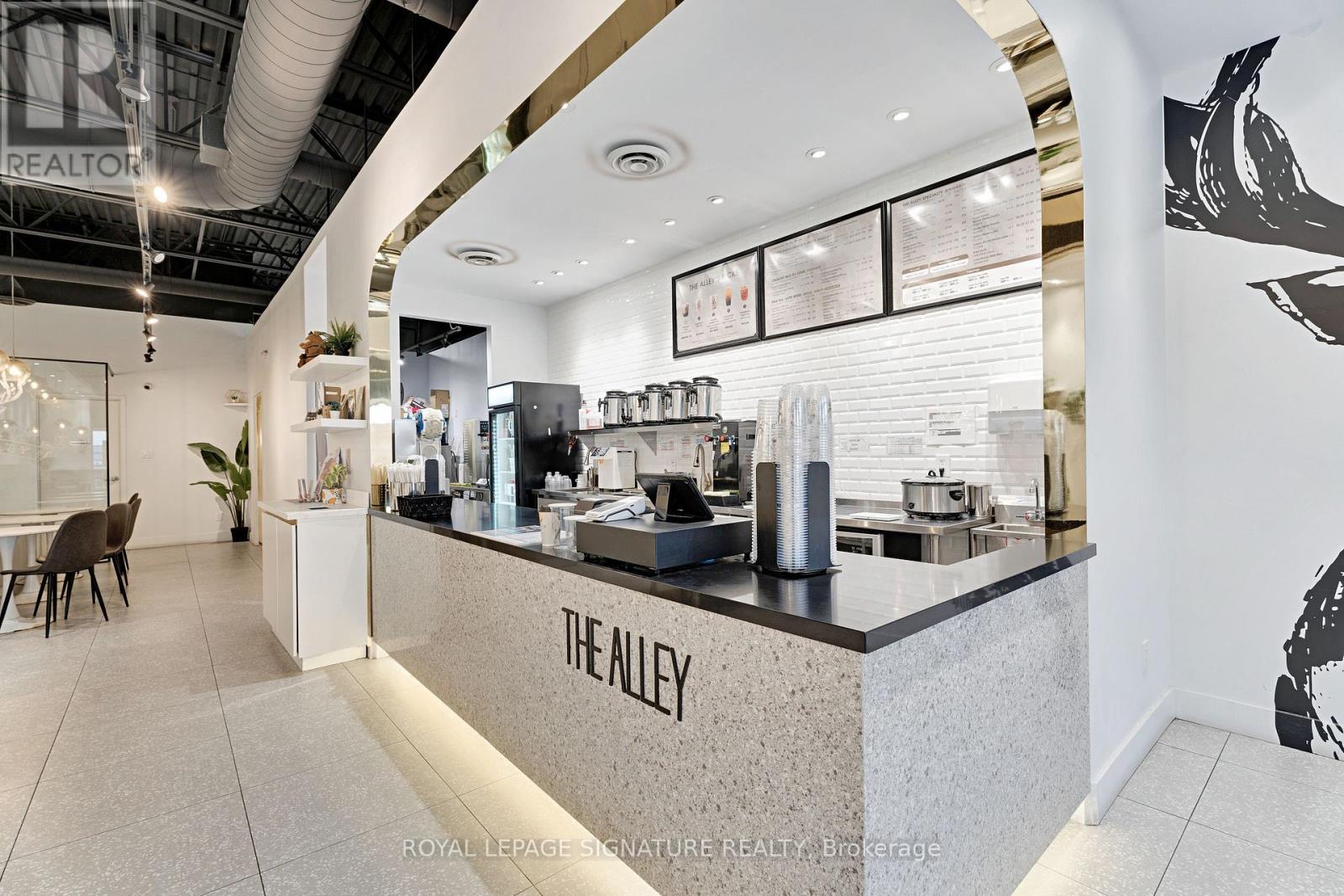 3 - 10025 Hurontario Street, Brampton, Ontario  L6Z 0E6 - Photo 6 - W12517502