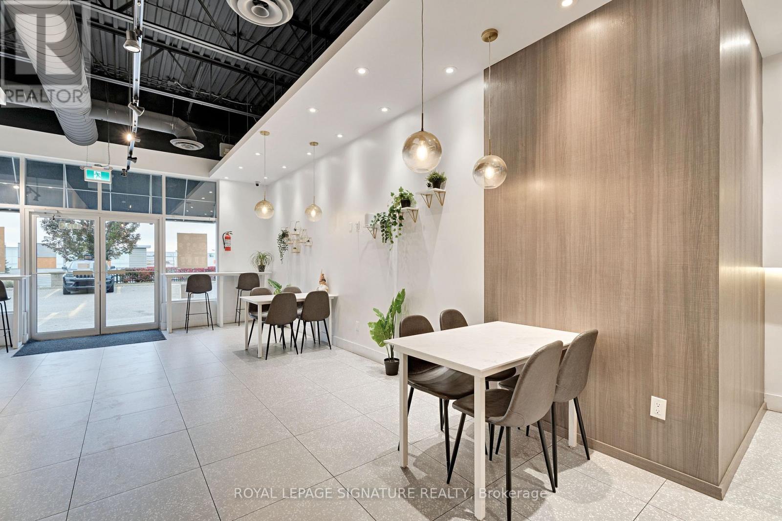 3 - 10025 Hurontario Street, Brampton, Ontario  L6Z 0E6 - Photo 8 - W12517502