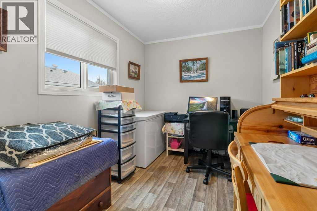 27 Baywood Link, Sylvan Lake, Alberta  T4S 0A8 - Photo 17 - A2268765