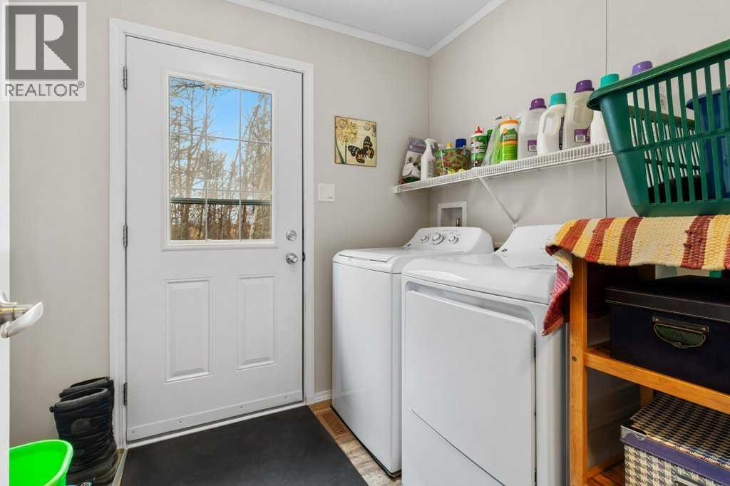 27 Baywood Link, Sylvan Lake, Alberta  T4S 0A8 - Photo 18 - A2268765