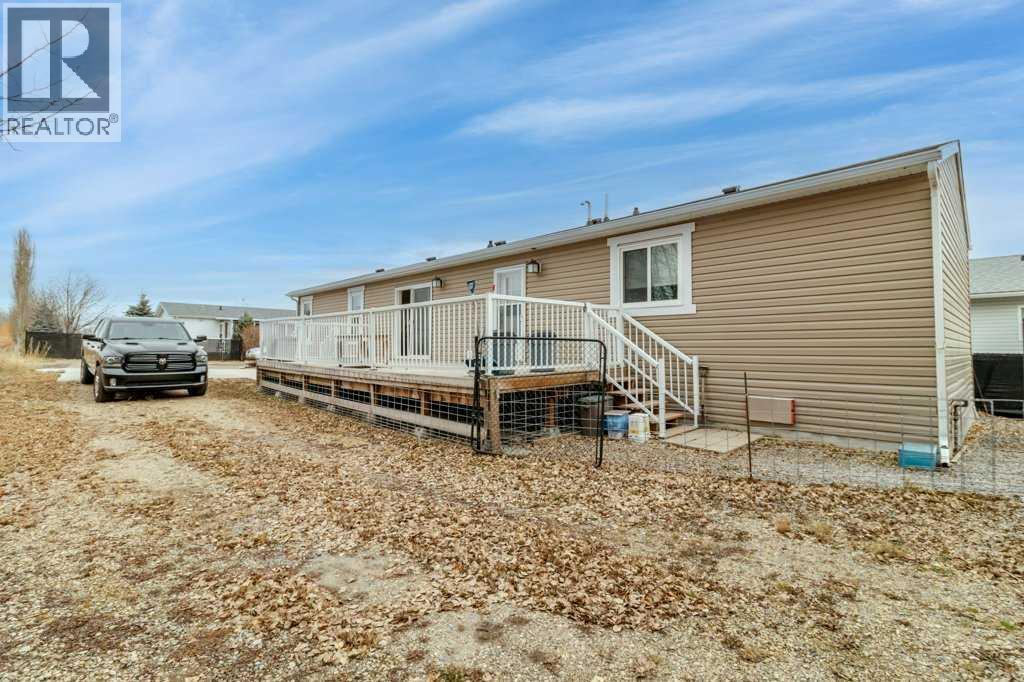 27 Baywood Link, Sylvan Lake, Alberta  T4S 0A8 - Photo 24 - A2268765