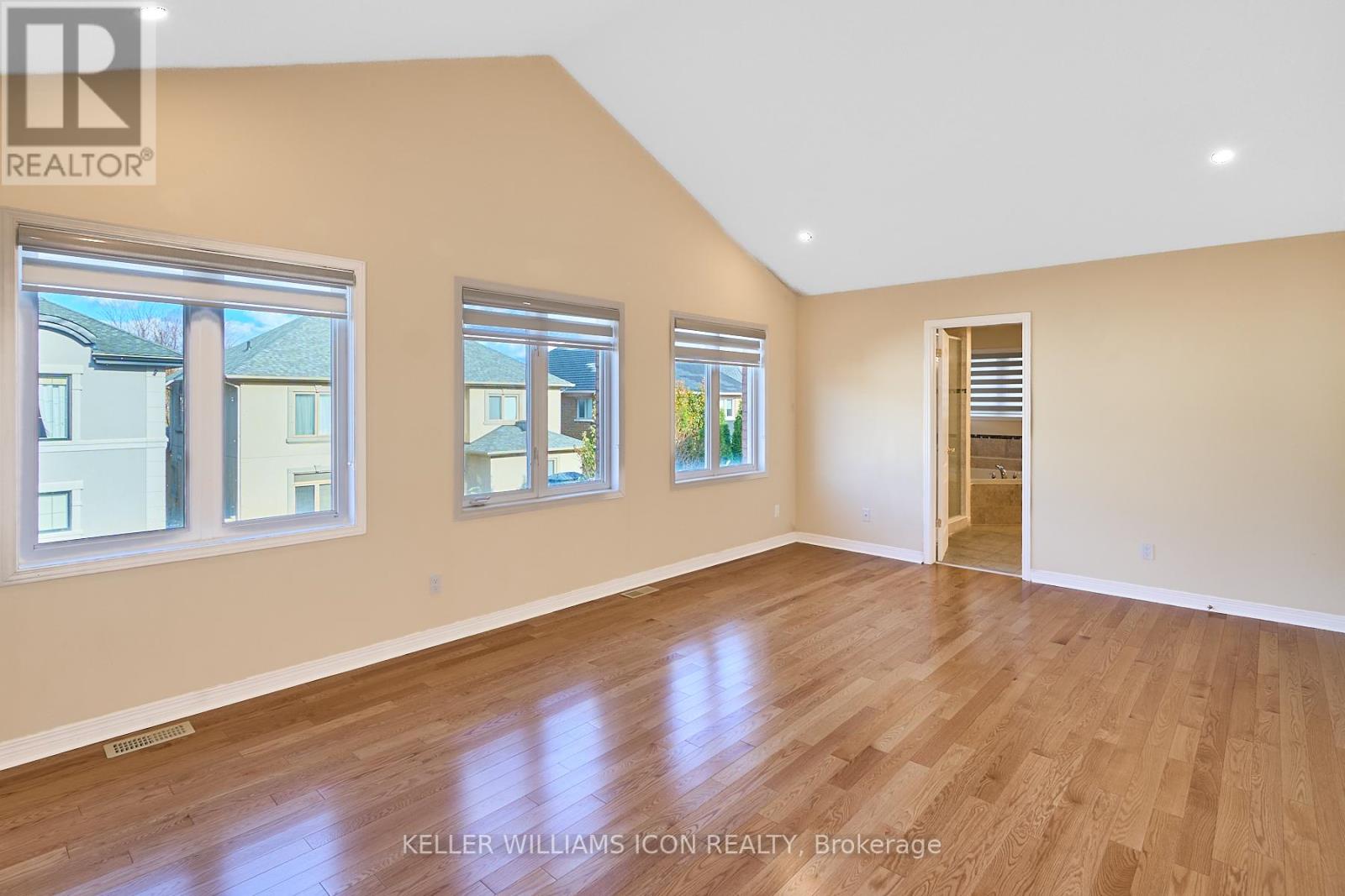 249 Madhu Crescent, Ottawa, Ontario  K2C 4J2 - Photo 17 - X12422939