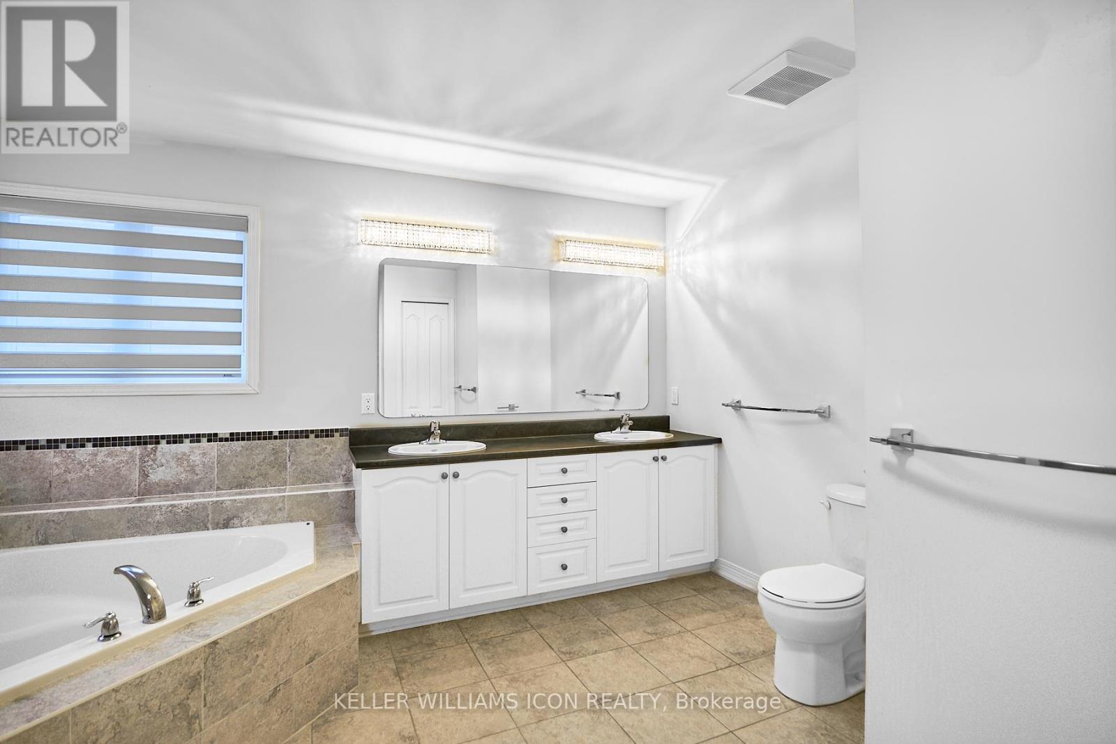 249 Madhu Crescent, Ottawa, Ontario  K2C 4J2 - Photo 20 - X12422939