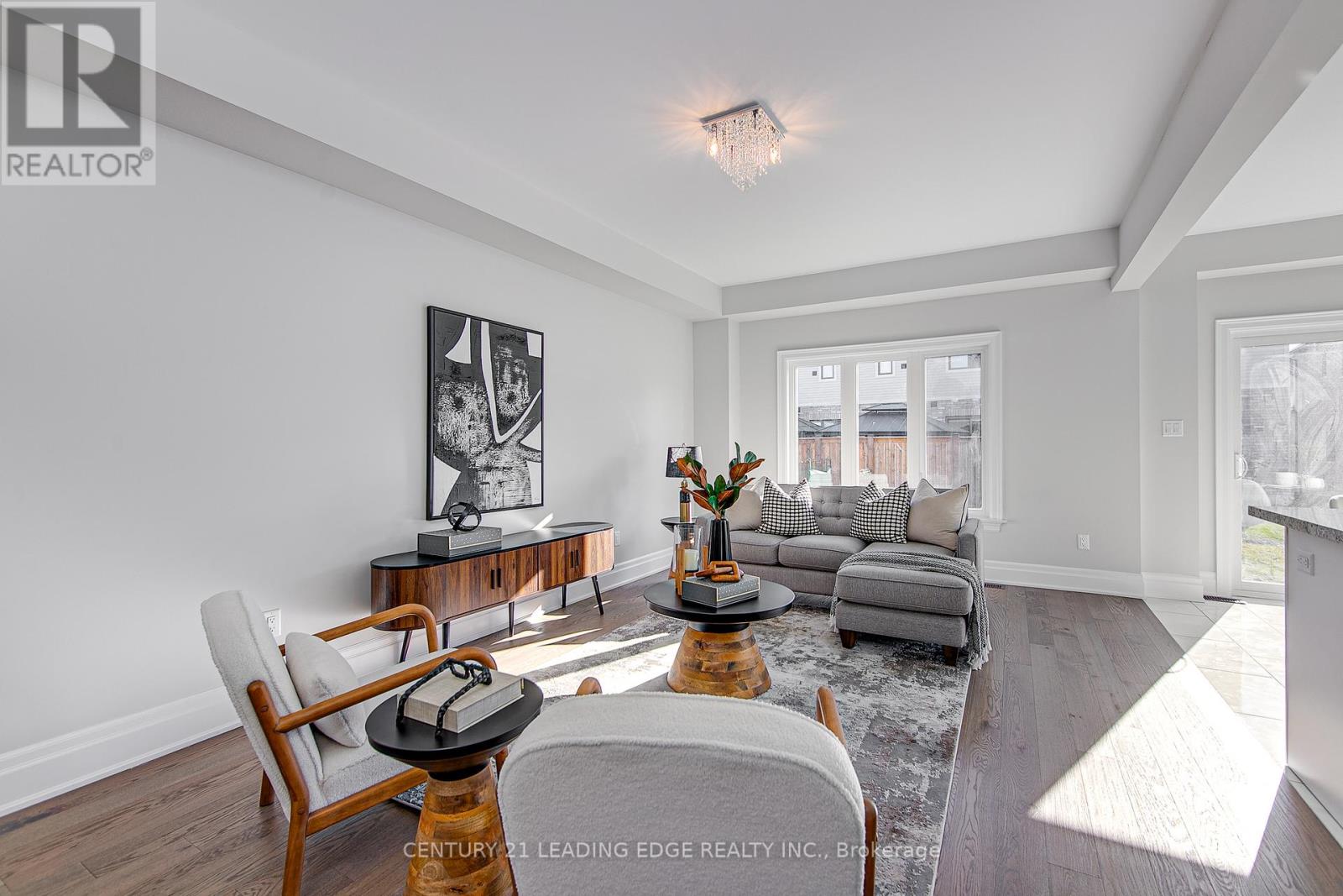 108 Lorne Thomas Place, New Tecumseth, Ontario L0L 1L0 - Photo 9 - N12504072