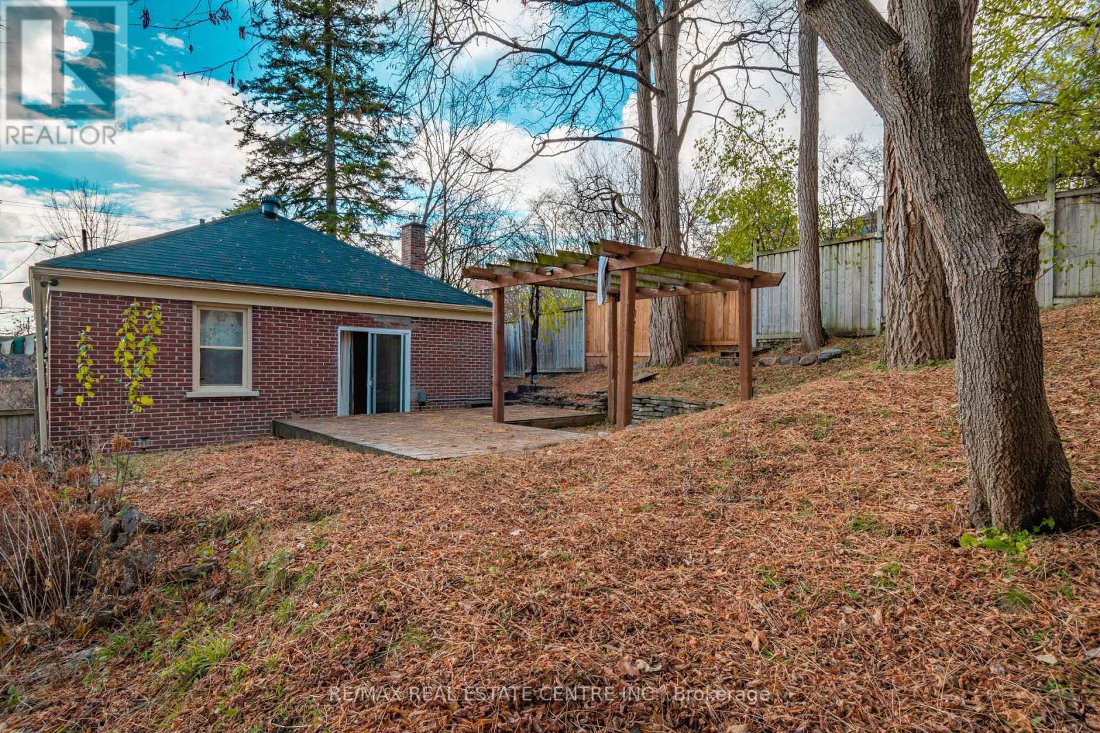 Main/upper - 280 London Street, Peterborough, Ontario  L5C 4E9 - Photo 29 - X12435587