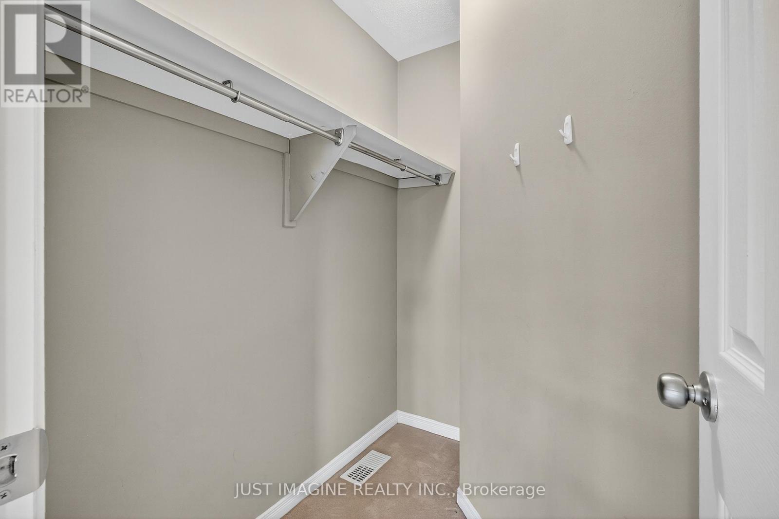 105 Caithness Private, Ottawa, Ontario  K1W 0G4 - Photo 35 - X12482566