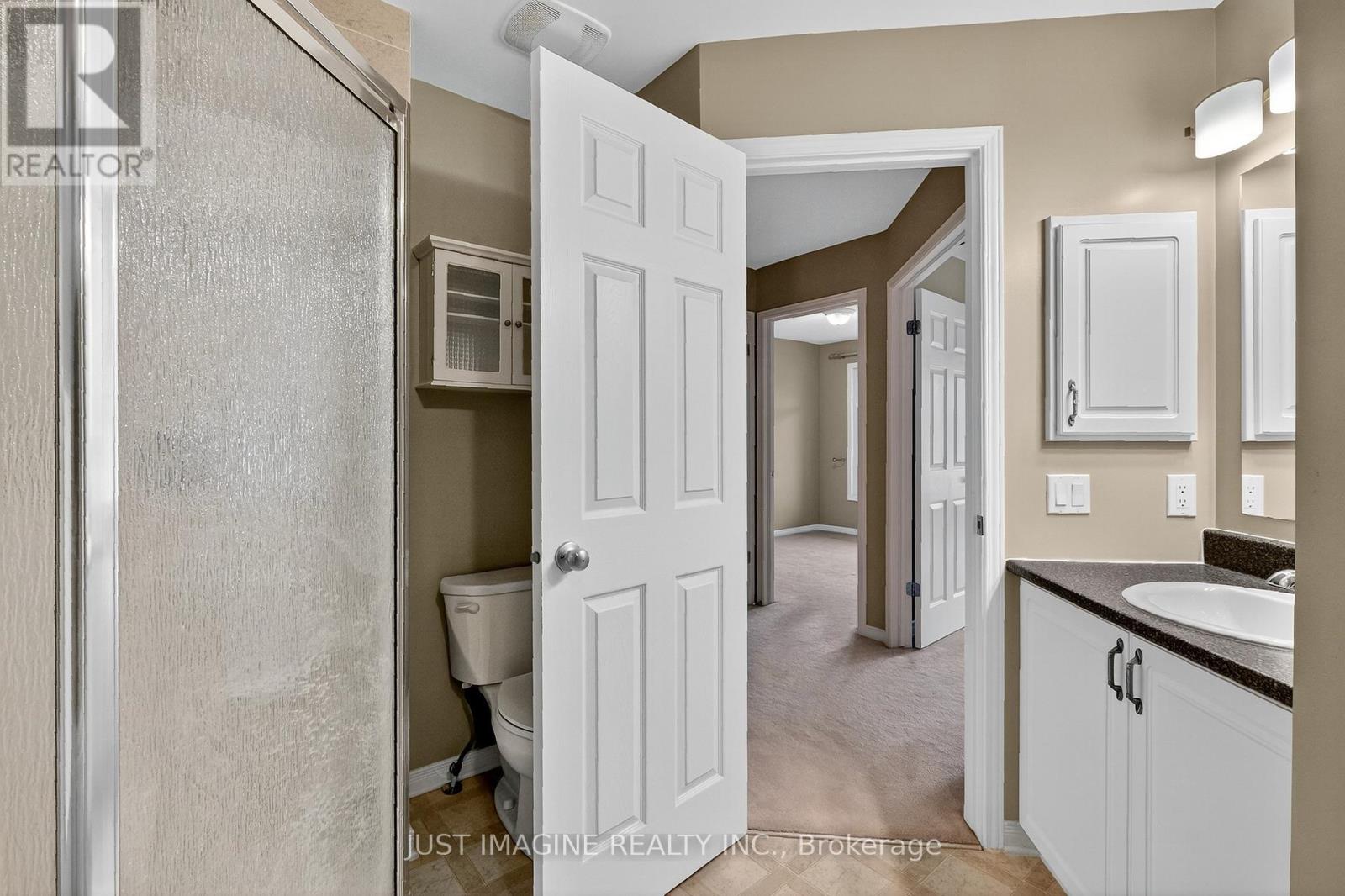 105 Caithness Private, Ottawa, Ontario  K1W 0G4 - Photo 38 - X12482566