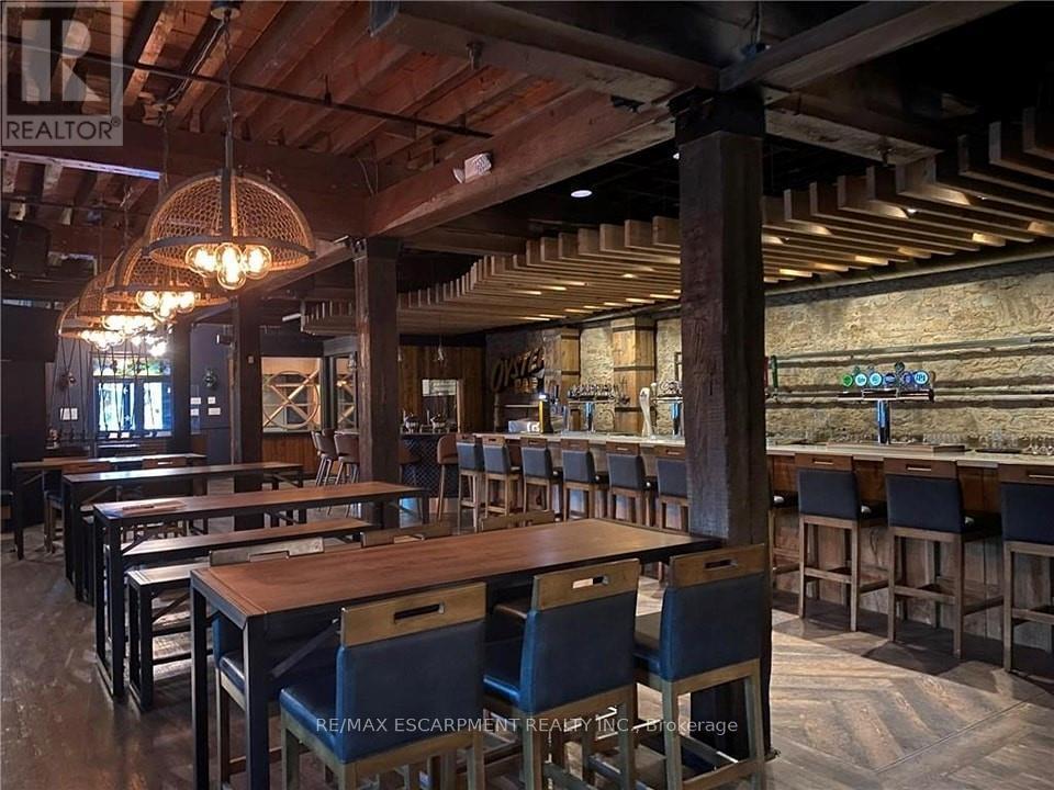 33 Bowen Street, Hamilton, Ontario  L8N 3Y6 - Photo 3 - X12517234